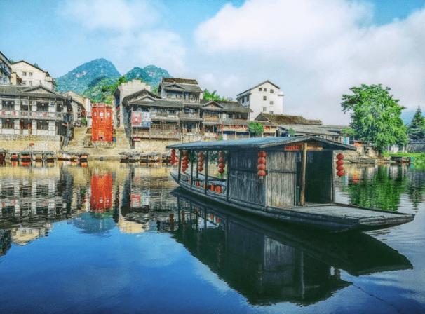 钟楼:全面深化长三角一流现代化城区建设